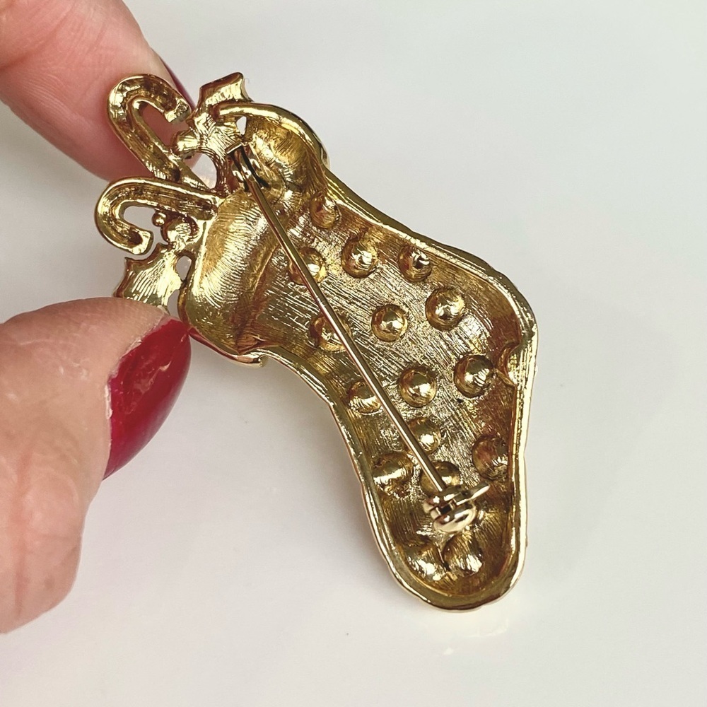 Vintage Rhinestone & Enamel Christmas Stocking Brooch Pin - Picture 3 of 6